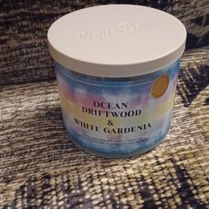 4/$40 White Barn "Ocean Driftwood & White Gardenia Scented Candle - Partly Used
